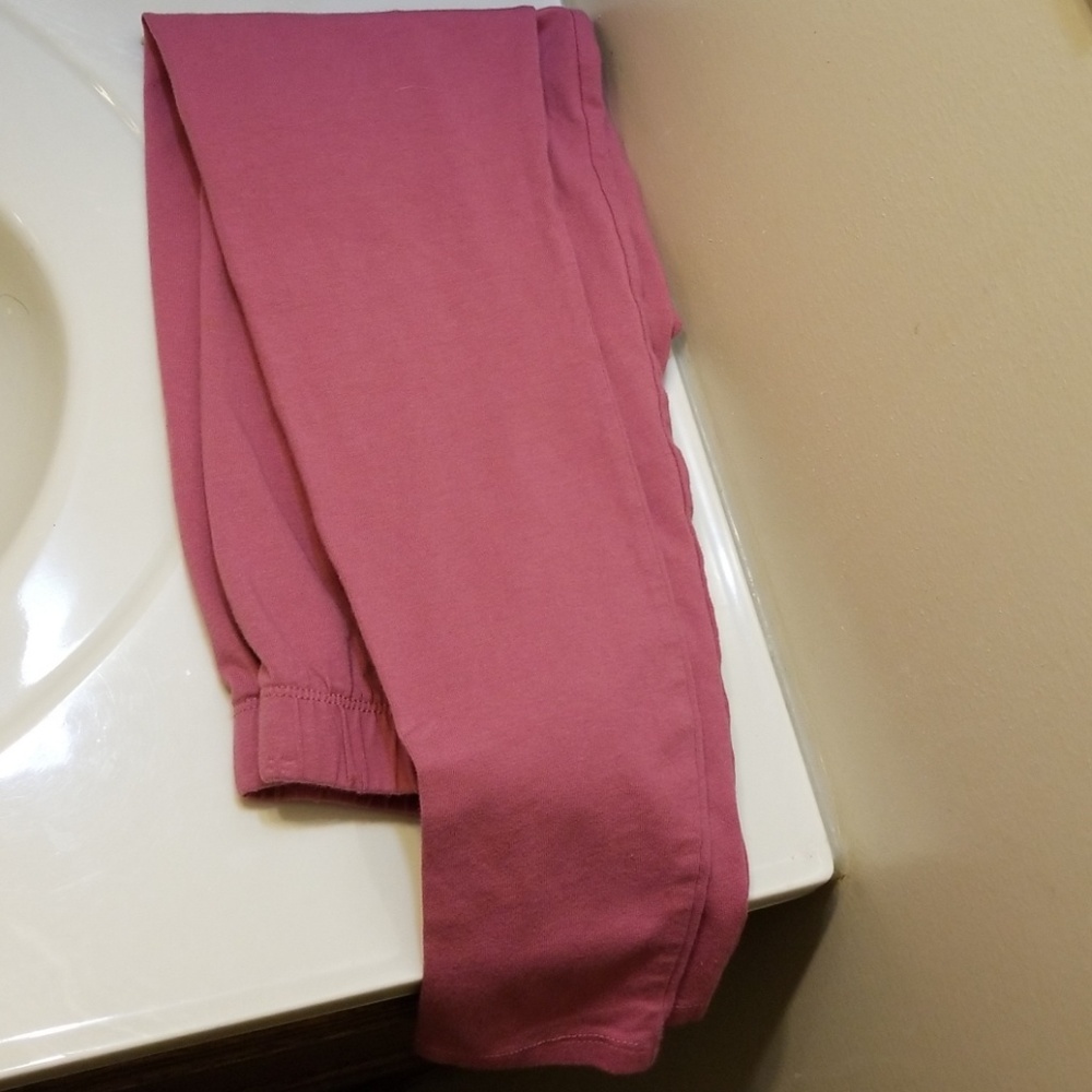 No boundaries small leggings